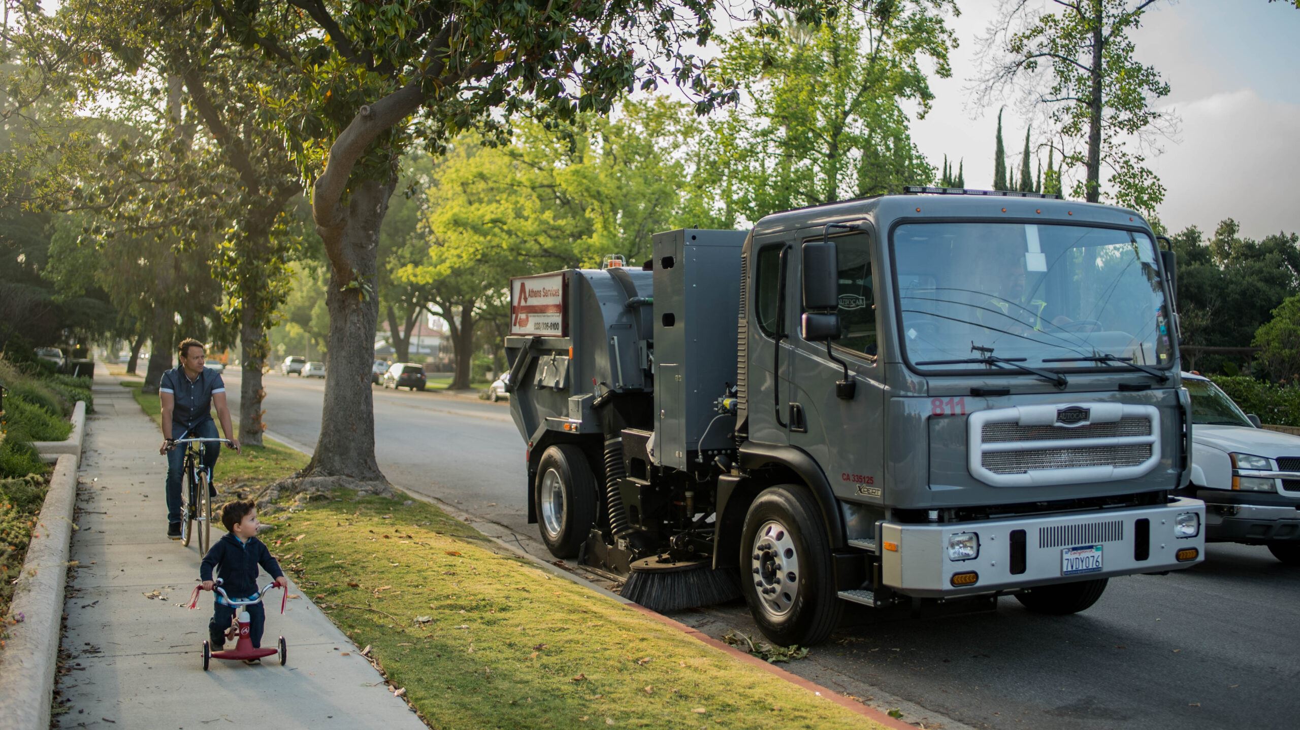 Street-Sweeper in neighborhood street jpeg 